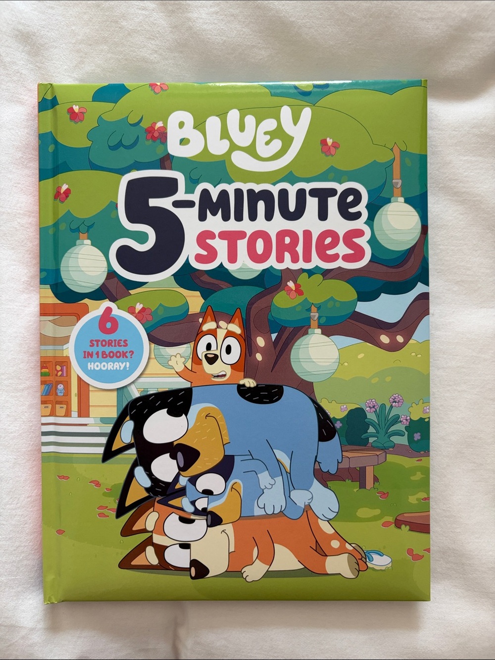 Original Penguin Bluey 5-Minute Stories - Green & Blue Cover